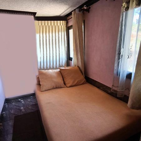 Hotel Restaurant Le Miamiam Glouglou Ambositra Buitenkant foto
