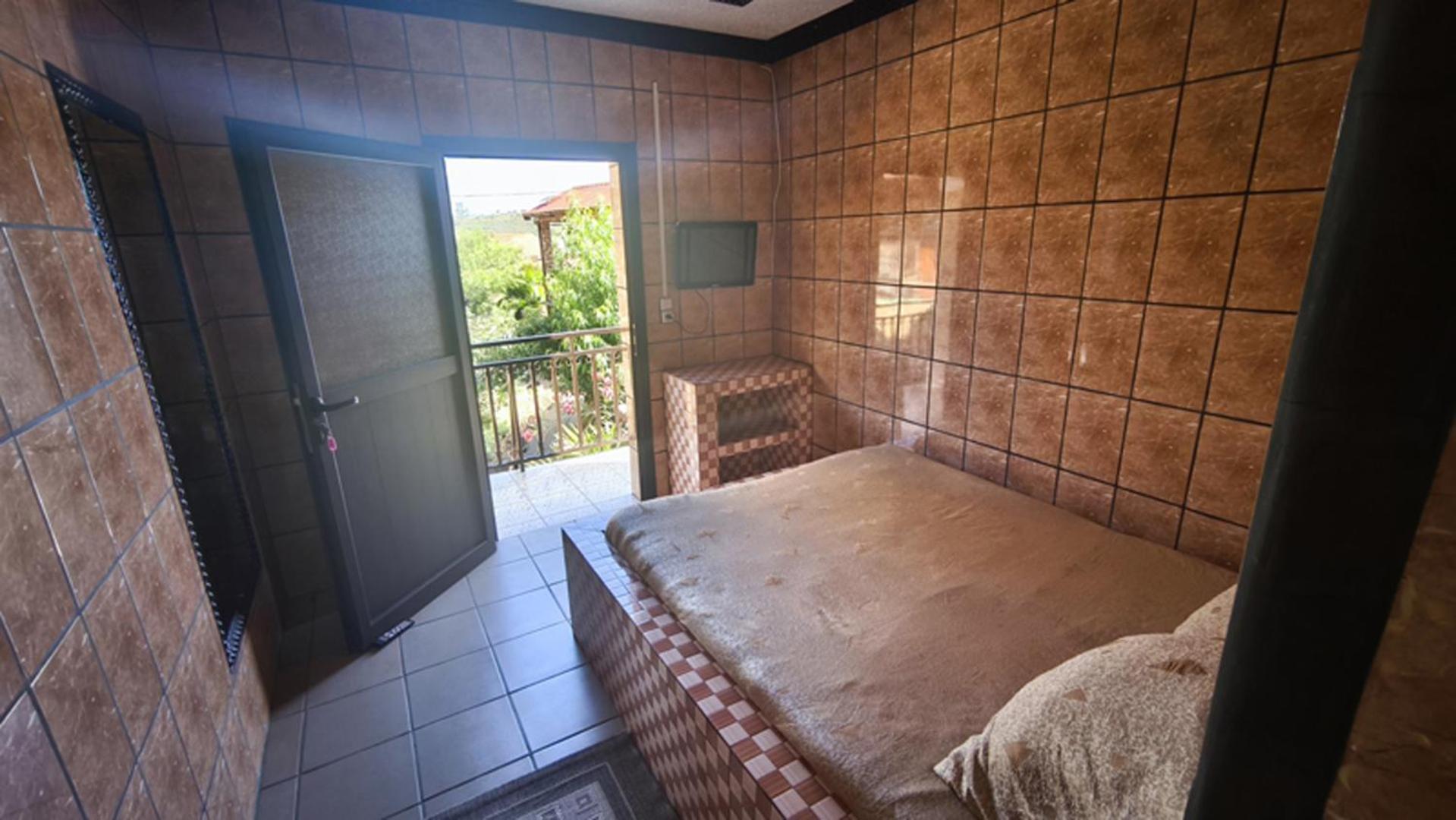 Hotel Restaurant Le Miamiam Glouglou Ambositra Buitenkant foto