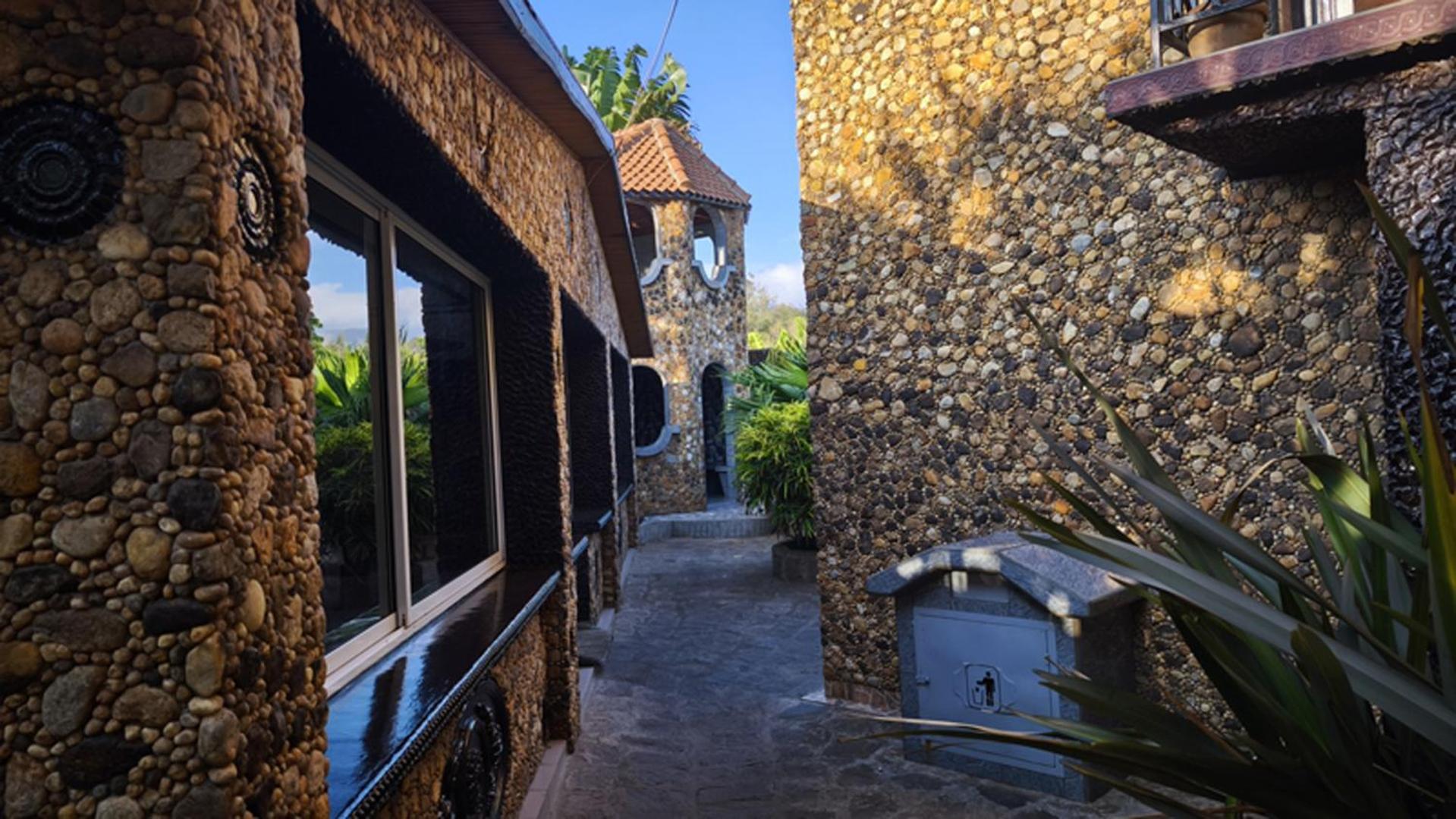 Hotel Restaurant Le Miamiam Glouglou Ambositra Buitenkant foto